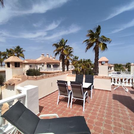 Schoenes Ruhiges Rooftop Apartment Mit Grosser Dachterrasse Торевьиа Экстерьер фото